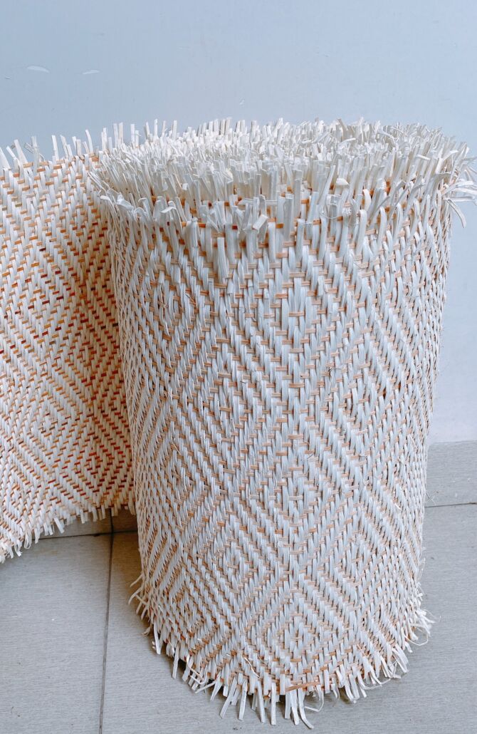 Rattan flet i metermål - V mønster - Image 2