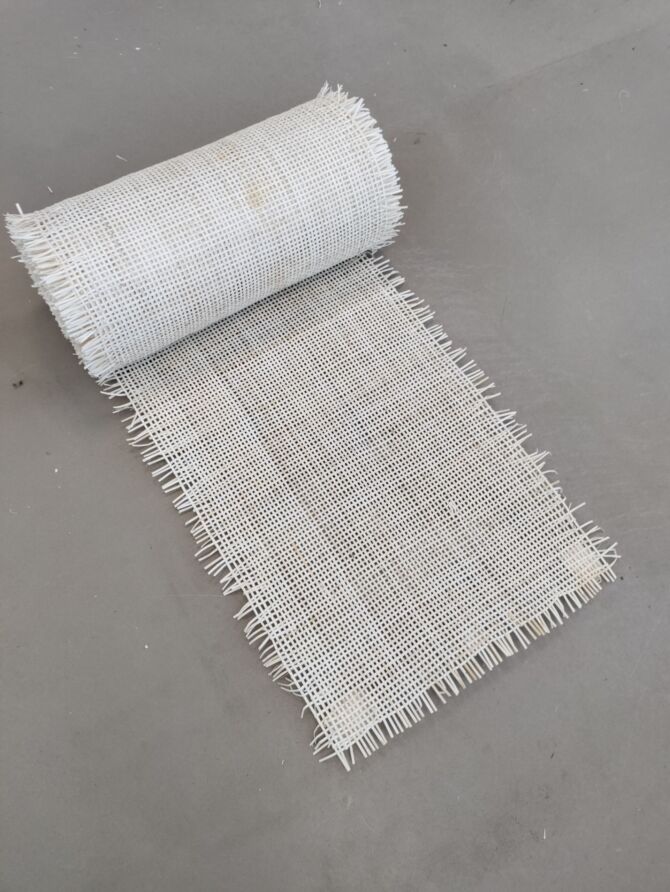 Square - Rattan flet i metermål – Offwhite