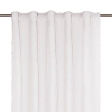 Lyst gardin i hvid farve - Trimy